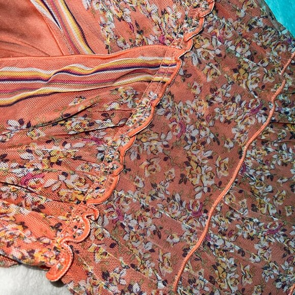 Max Studio Wide Strap Smocked Maxi Dress NWT - Picture 4 of 8